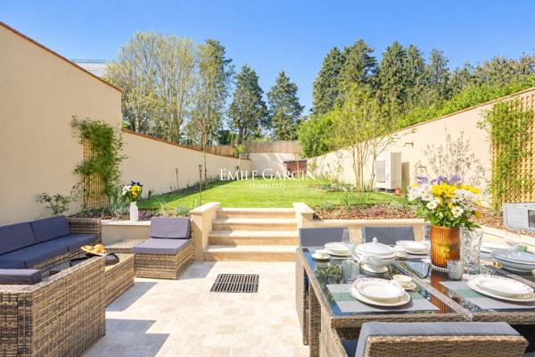 A vendre-Versailles Montreuil Maison contemporaine rare 11 pièces 210 m2, 6 chambres