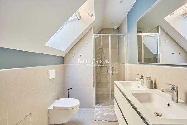 A vendre-Versailles Montreuil Maison contemporaine rare 11 pièces 210 m2, 6 chambres