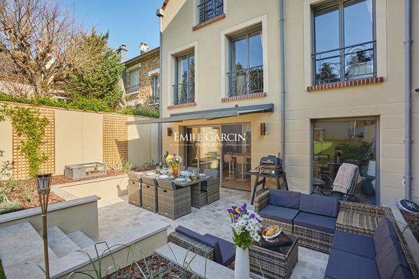 A vendre-Versailles Montreuil Maison contemporaine rare 11 pièces 210 m2, 6 chambres