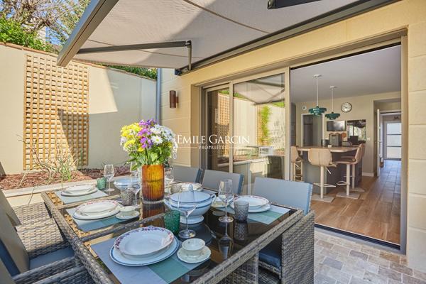 A vendre-Versailles Montreuil Maison contemporaine rare 11 pièces 210 m2, 6 chambres