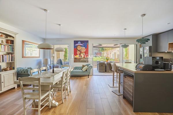 A vendre-Versailles Montreuil Maison contemporaine rare 11 pièces 210 m2, 6 chambres