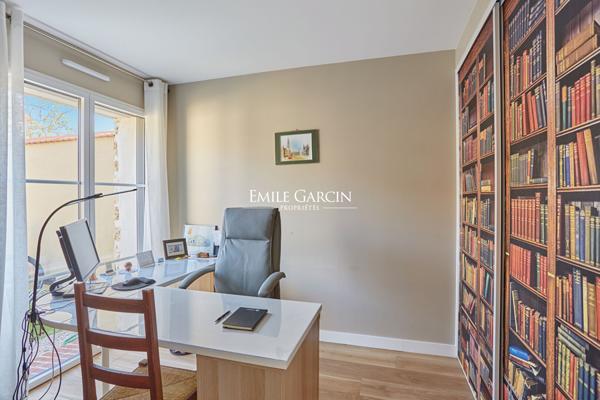 A vendre-Versailles Montreuil Maison contemporaine rare 11 pièces 210 m2, 6 chambres