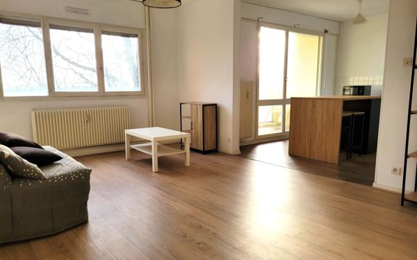 Appartement à louer    1 pièce •  Le Creusot