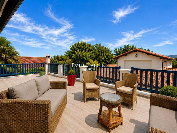 A vendre - Maison de charme - Ciboure Bordagain - Piscine Terrasse