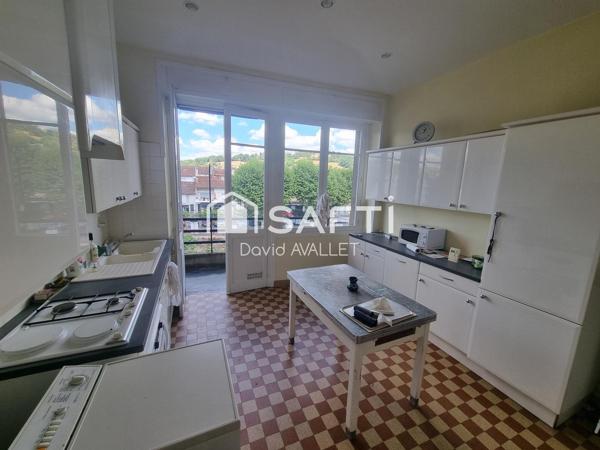 Immeuble de plus de 600m2 avec ascenseur en plein centre de st girons