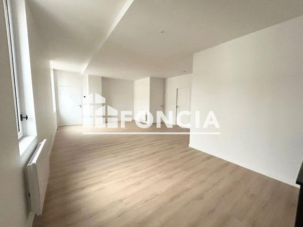 Location Appartement 3 pièces 65.49 m² - 8 RUE LEDRU ROLLIN APPT B104 Agen 47000