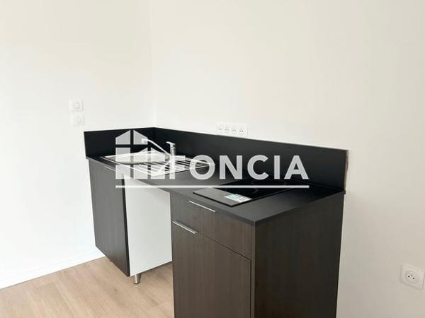 Location Appartement 3 pièces 65.49 m² - 8 RUE LEDRU ROLLIN APPT B104 Agen 47000