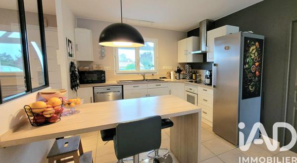 Maison à vendre 7 pièces 168 m² Roches-Prémarie-Andillé