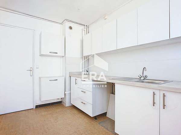 A la vente appartement 4 pièces + parking + box collectif entre chute la vie et Saint-Just à Marseille