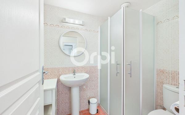 Appartement à vendre    3 pièces • 76,39 m2 Mandelieu-la-Napoule