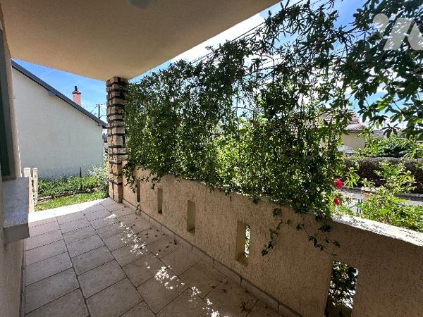 DOLE secteur Gare , maison individuelle sur sous-sol complet