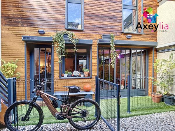 Le Coteau (42120) A VENDRE - LE COTEAU - MAISON ESPRIT LOFT AVEC GARAGE ET TERRASSE SANS VIS-À-VIS