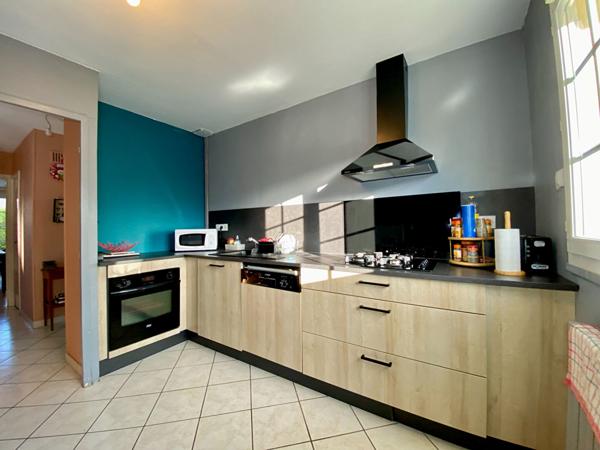 Maison Saint-berthevin 6 pièce(s) 96.83 m2