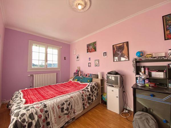 Maison Saint-berthevin 6 pièce(s) 96.83 m2