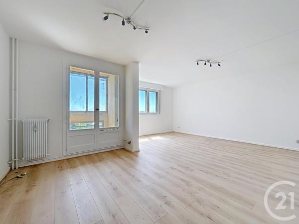 Appartement F6 à vendre  6 pièces - 119,49 m2 BELFORT - 90