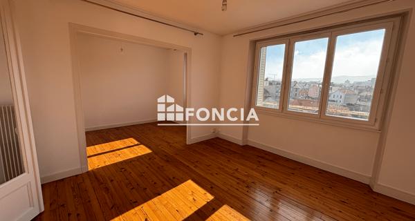 Location Appartement 4 pièces 66.81 m² - Clermont-ferrand 63100