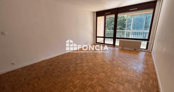 Location Appartement 3 pièces 69.94 m² - Lyon 69005