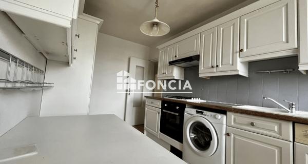 Location Appartement 3 pièces 69.94 m² - Lyon 69005