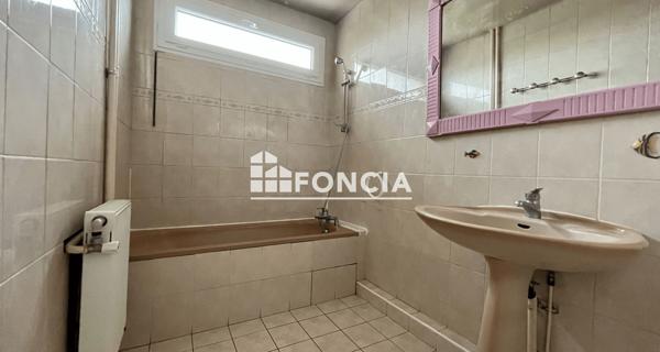 Location Appartement 3 pièces 69.94 m² - Lyon 69005