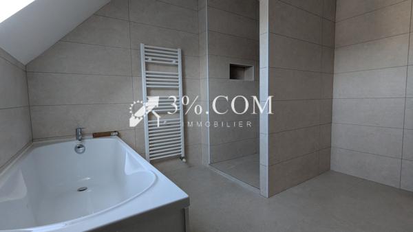 Maison 6 pièce(s) 3 chambre(s) 100.6 m²