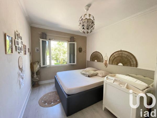 House for sale 5 rooms 105 m² Montfermeil