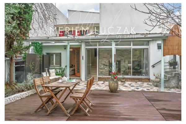 Charmante maison au calme avec terasse,2 parkings,136m2 sur un terrain 240m2 à 10 min du metro ligne 12