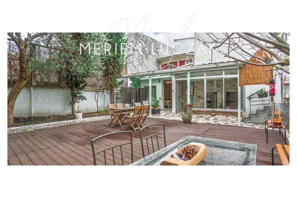 Charmante maison au calme avec terasse,2 parkings,136m2 sur un terrain 240m2 à 10 min du metro ligne 12