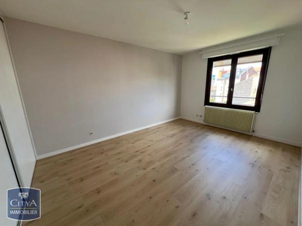 Appartement à louer 4 pièces 105.3m² Clermont-Ferrand (63000)