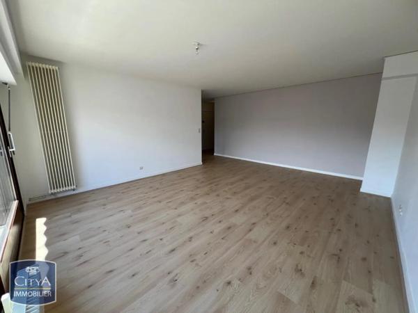 Appartement à louer 4 pièces 105.3m² Clermont-Ferrand (63000)