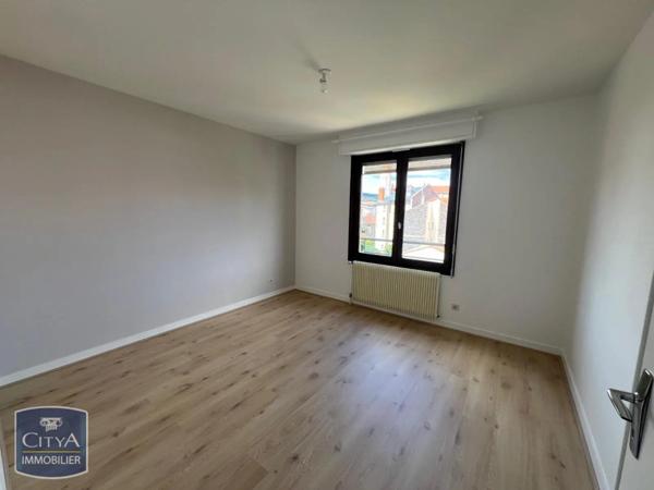 Appartement à louer 4 pièces 105.3m² Clermont-Ferrand (63000)