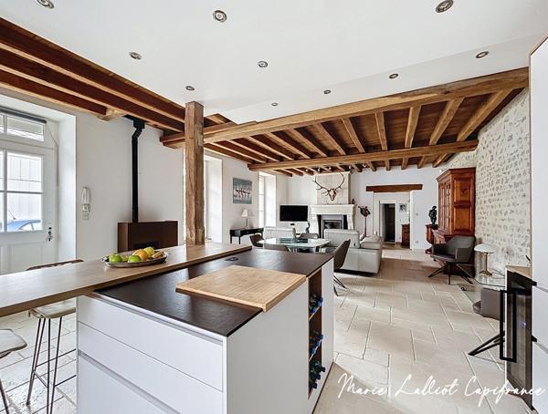 Maison à vendre 8 pièces ESCRENNES (45), 250m², 2 Granges, 4 chambres et +