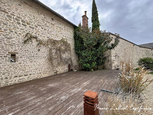 Maison à vendre 8 pièces ESCRENNES (45), 250m², 2 Granges, 4 chambres et +