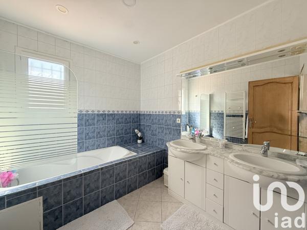 Maison à vendre 5 pièces 153 m² Digne-les-Bains