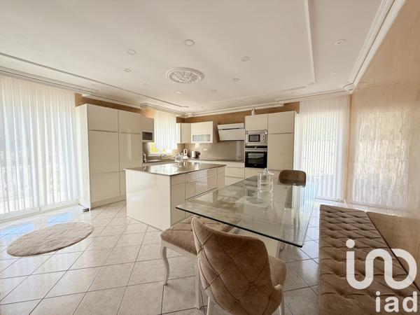 Maison à vendre 5 pièces 153 m² Digne-les-Bains