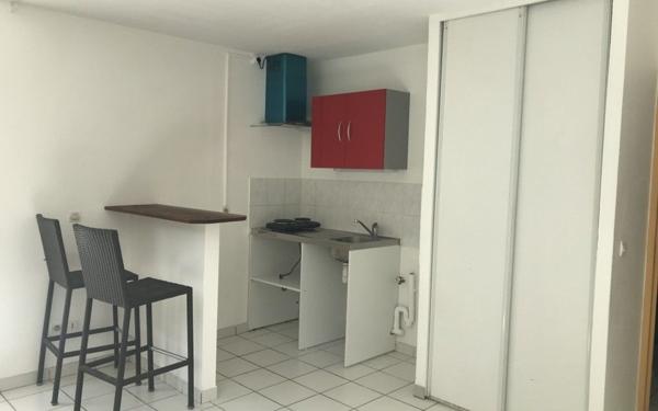 Appartement à vendre    1 pièce •  Fort-de-France