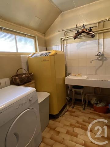 Maison à vendre  4 pièces - 108 m 2   LIVRY  - 58