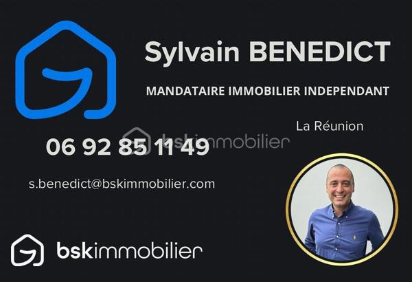 Je vous propose en exclusivité ce charmant DUPLEX T2 situé aux Avirons, dans un environnement calme et agréable, au sein d'une résidence sécurisée, proposant un style de vie moderne et pratique avec tous les commerces et services à proximité.

Situé au deuxième et dernier étage, cet appartement développe une surface habitable Carrez d'environ 36 m² (57 m² en tout), et bénéficie d'une belle luminosité ainsi que d'une vue sur la mer et la montagne. Il se compose d'une entrée, puis d’une pièce de vie avec cuisine ouverte et accès direct à la varangue orientée Ouest et un WC. Ensuite, une chambre avec la salle de bains et une terrasse orientée Est. Une place de stationnement privative complète ce bien.

Son principal atout : les 2 terrasses, véritables prolongements de l'espace de vie, offrant un cadre idéal pour profiter du climat et des vues mer et montagne dégagées. Un appartement fonctionnel et bien situé, idéal pour un premier achat ou un investissement locatif rentable.

Ne manquez pas cette opportunité unique !! Contactez moi dès aujourd'hui pour organiser votre visite !

Taxe foncière : 577€
Nombre de Lots de la copropriété : 39 (18 logements et 21 parkings)