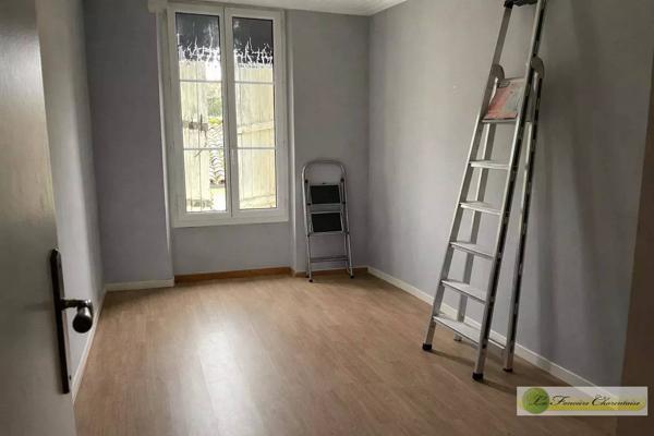 Vente immobilière : Maison de ville à Aigre  4 pièces 103 m² 109 000 €- FONCIERE CHARENTAISE AIGRE.