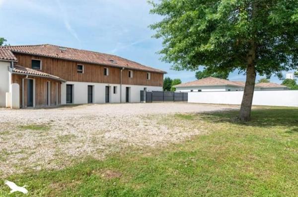 Maison à louer |  St-Pierre-du-Mont |  4 pièces | 100 m²