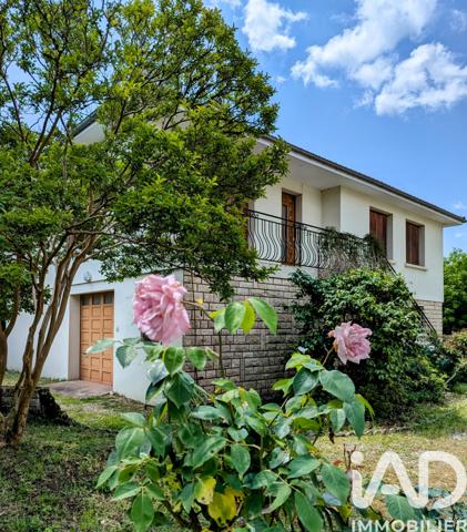 Maison à vendre 6 pièces 156 m² Saint-Seurin-sur-l'Isle