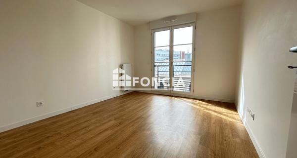 Location Appartement 3 pièces 70.49 m² - Clamart 92140