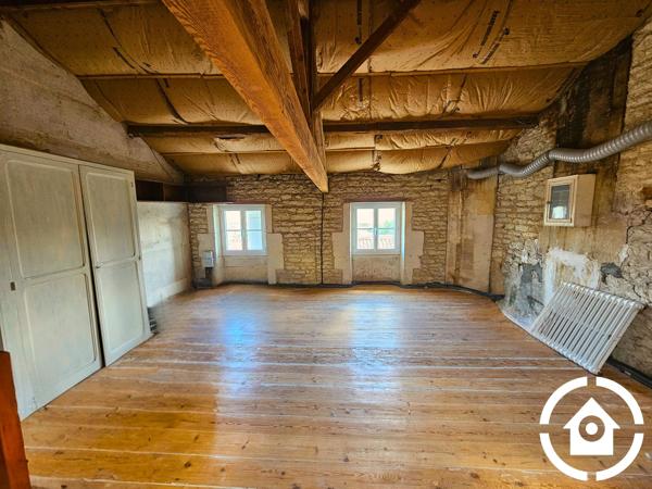Maison de ville avec petit jardin - 1 chambre et un bureau