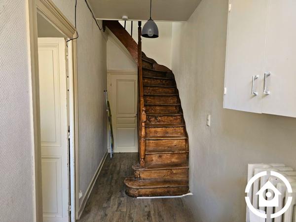 Maison de ville avec petit jardin - 1 chambre et un bureau