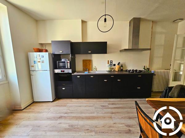 Maison de ville avec petit jardin - 1 chambre et un bureau