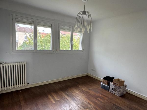 MAISON 3 CHAMBRES, JARDIN ET GARAGE