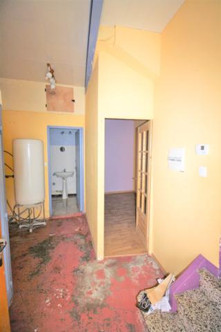 ESTAGEL : Centre ville - Maison 3 pièces 62.95 m² en R+2 - A RENOVER