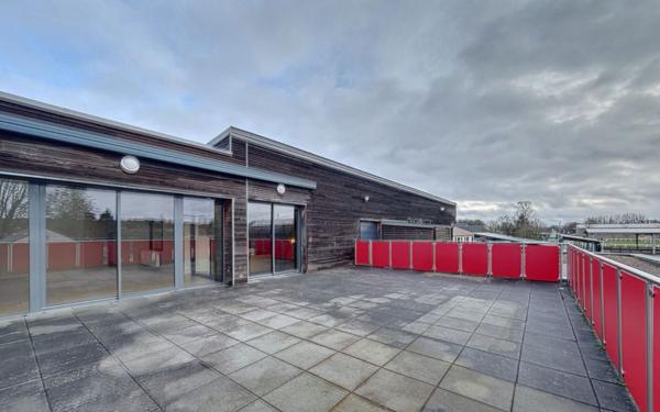 Appartement à vendre    5 pièces • 200,49 m2 Ruaudin