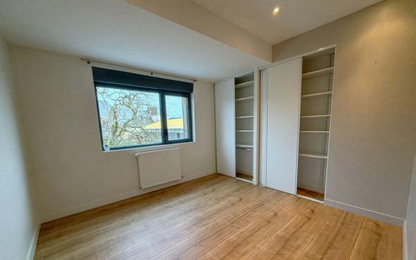 Appartement à vendre    5 pièces • 200,49 m2 Ruaudin