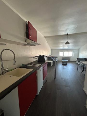 STUDIO MEUBLE de 24.51 m2 SAINTES RIVE DROITE