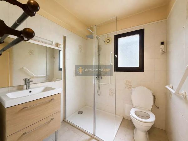 Vente                                                      Maison
                        
                     6 pièces                      140 m2                     à Santa-Maria-Di-Lota